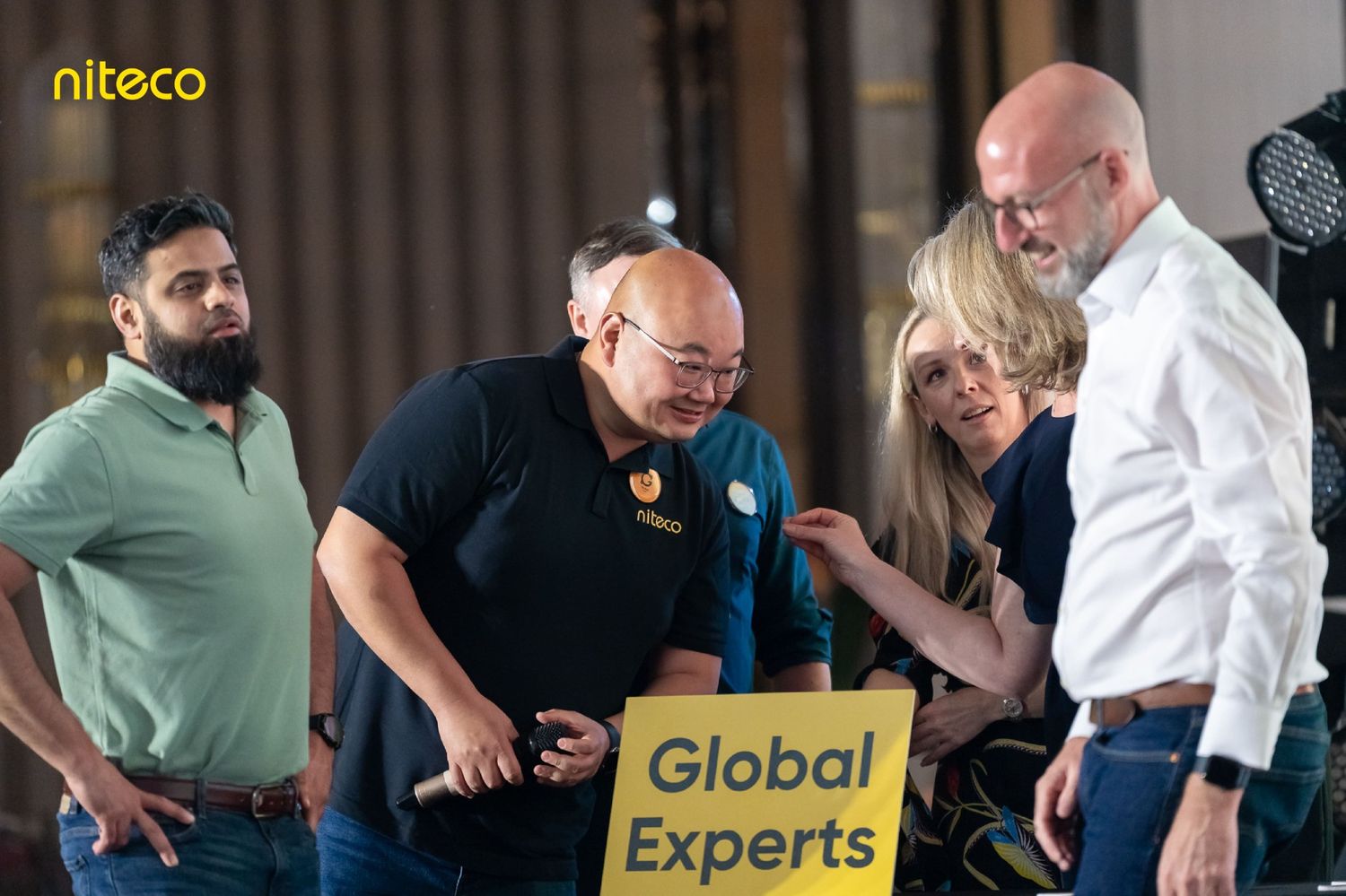 Gala Dinner: Warm Gathering, Genuine Fun & a “Fire” Finale